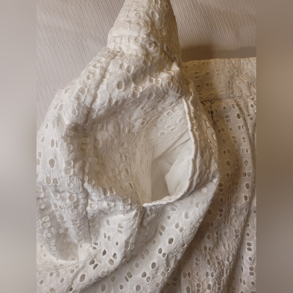 Cynthia Rowley 100% Cotton White Eyelet Mini Skirt sz 6 - Picture 5 of 10
